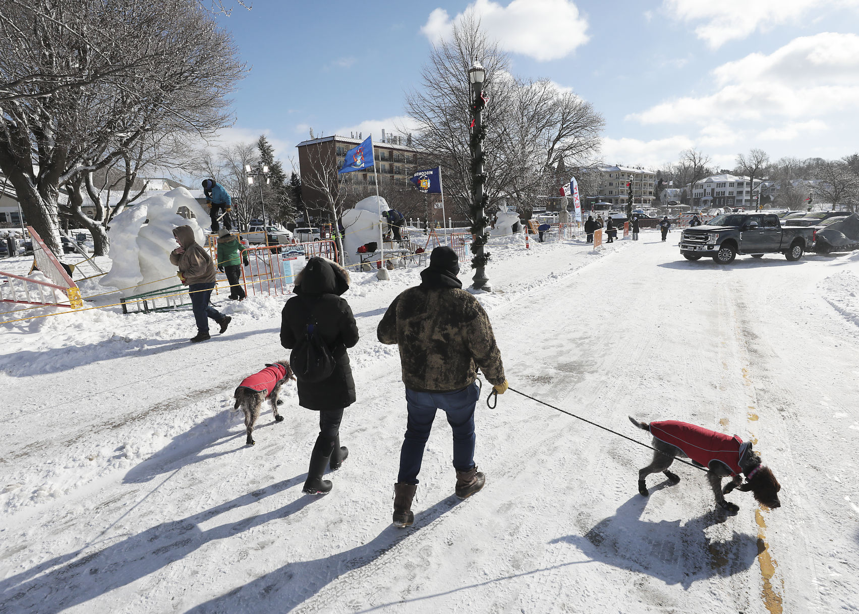 U.S. National Snow Sculpting Championship in Lake Geneva